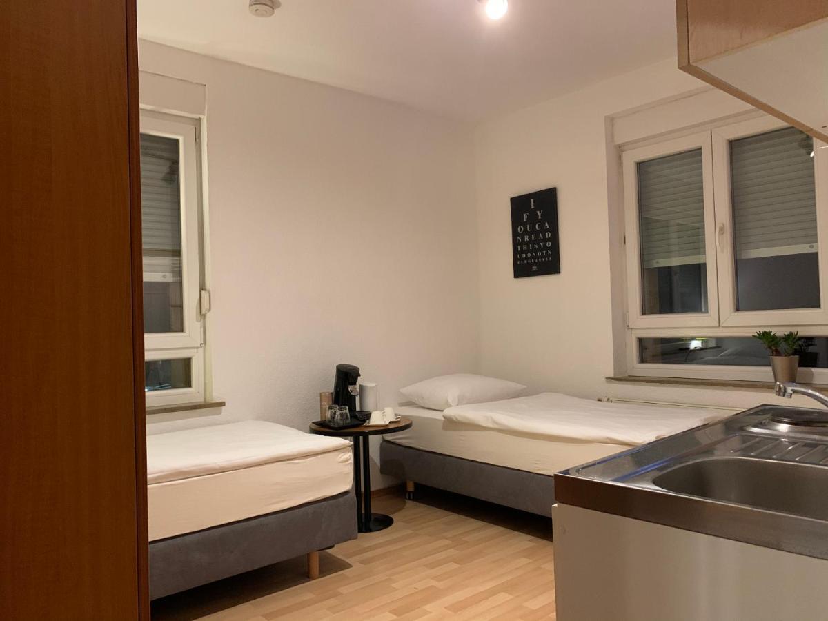 City Studio Am Hauptbahnhof Apartment ไฮล์บรอนน์ ภายนอก รูปภาพ